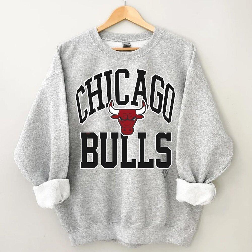 Basketball Crewneck Sweatshirt, Chicago Bulls Sweater - Picture 1 of 4